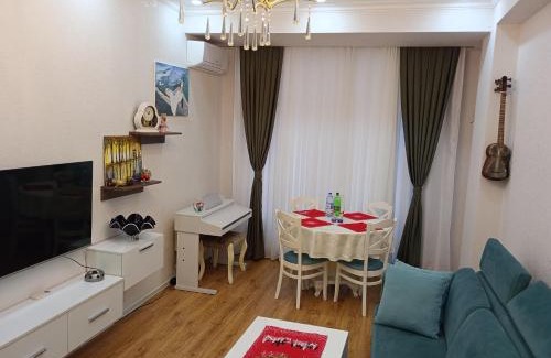Sumqayit Apartamento | У Эльмана