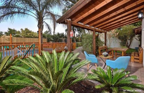 Had Nes Cabina | אחוזת הוואי