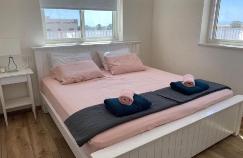 Katzrin Casa | מעבר לקשת