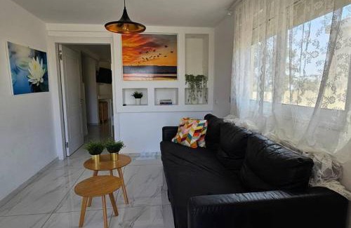 Poriyya Apartamento | נווה שחר- צימר משפחתי מקסים עם ג'קוזי פרטי ובריכה ליד הכנרת