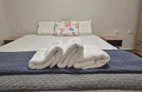 Be'er Ora Casa | סוויטת ארגמן