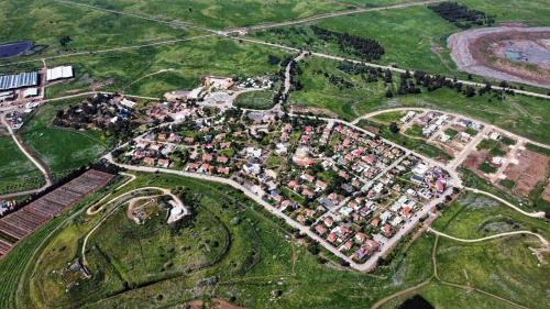 Katzrin Apartamento | קשת לכנרת-יחידת הקרקע