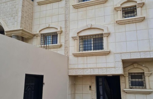 Al Namas Apartamento | البزواء (سكن خاص)