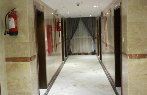 Mecca Hotel | اهداء الوسام