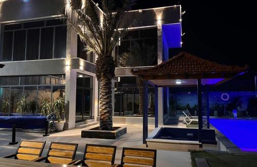 Sahab Chalet De Esquí | شاليه المطار