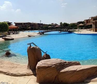 Ain Sokhna Casa | شاليه فاخر في العين السخنه Three Bedroom Chalet with Garden In Marina Wadi Degla Ain El Sokhna - For Families Only