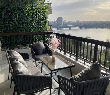 Cairo Apartamento | شقة مطلة علي ممشي اهل مصر