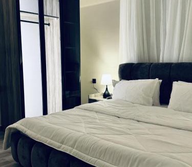 Hera Street Apartamento | شقة مودرن 2