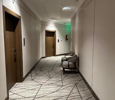 Al-Hamra'a Apartamento | شقق جوين المخدومة- اقتصادي