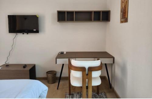 New Cairo Cama Y Desayuno | غرفة ماستر بتراس سكن العاصمة
