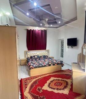 Al Koudh Apartamento | غرف نوم في الخوض