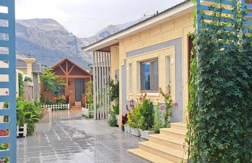 Tanomah Chalet De Esquí | كوخ ريفي تنومة