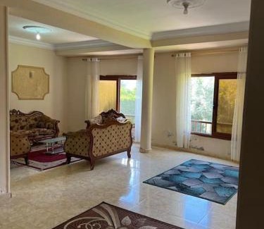 Al-'Amriyah Villa | ڤيلا خاصة مع حمام سباحه خاص