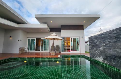Hin Lek Fai Casa | จิรา พูล วิลล่า หัวหิน Jira Pool Villa Huahin