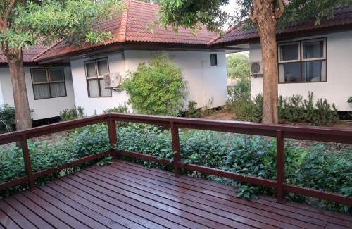 Ratchaburi Apartamento | ทริปเปิ้ล รีสอร์ท