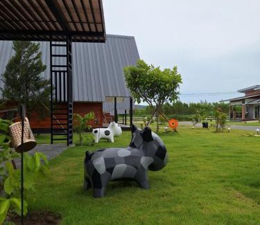 Suan Phueng Casa | บ้านน้ำผึ้งโฮมสเตย์