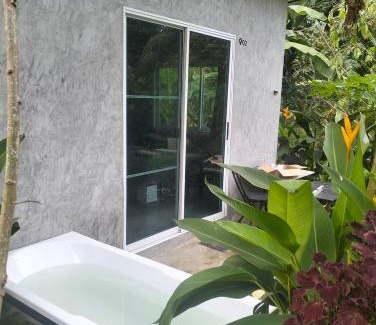 Kong Ra Apartamento | บ้านเล็กในป่าใหญ่โฮมสเตย์ กงหรา พัทลุง