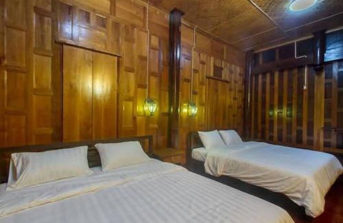 Amphawa Casa | บ้าน กัญณภัทร โฮมสเตย์