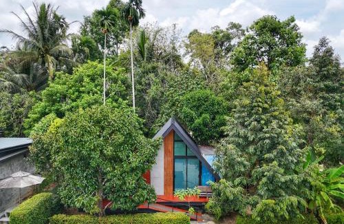 Sichon Casa | สกายโฮม วัดเจดีย์ไอ้ไข่ Resort & Restaurant