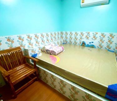 Ko Sichang Casa | สีชังสมายด์