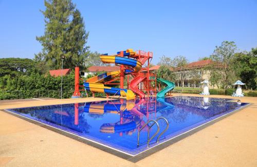 Nakhon Ratchasima Hotel | โกลเด้นแลนด์รีสอร์ท