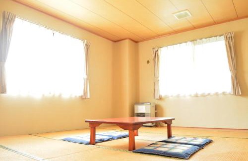 Yamanouchi Hotel | グランベルミヤツ