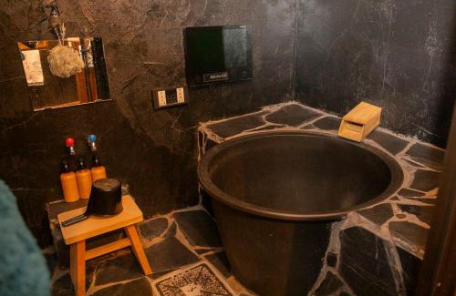 Minato Villa | ローカルプライド朝潮橋忍者ハウスからくり忍者ハウスにステイ