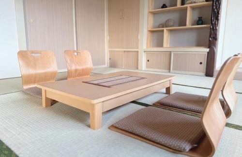 Yuni-cho Apartamento | '内装フルリフォーム' HOKKAIDO l 千歳空港まで30分 l 一棟貸し8名迄OK l 白樺 Shirakaba