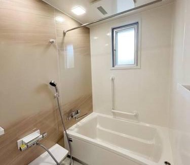 Nago Casa | 北部観光アクセス良好な新築貸別荘/最大4名ベッド4台/Wi-Fi/海岸線近く