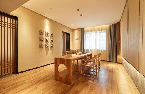 Yu Hua Hotel | 品缦芸酒店长沙高铁南站沙湾公园地铁站店