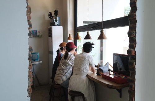 Ziyang County Casa | 婺源枫树底下民宿 Under The Maple Tree