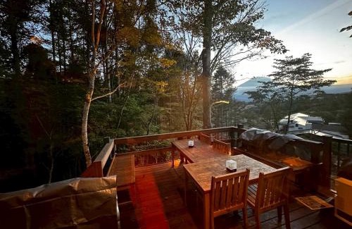 Yamanakako Apartamento | 富士山を見ながらサウナBBQ The No10 MtFuji Forest House