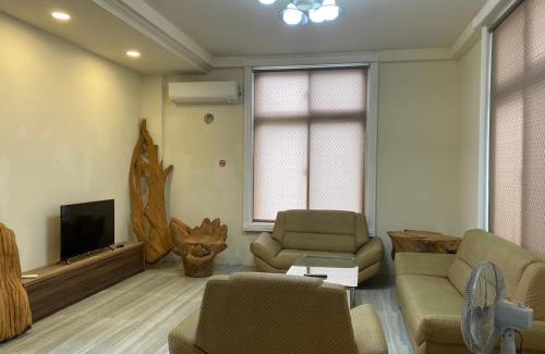 Ji'an Casa | 寬品居庭園電梯民宿