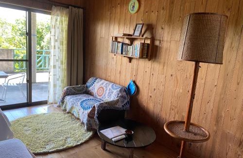 Iriomote-jima Taketomi-cho Casa | 小浜島カーリー商會