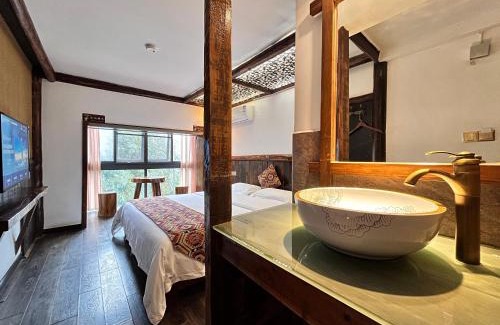 Wulingyuan Casa | 张家界畔山驿栈