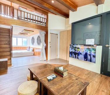 Tainan City Centre Casa | 慢步南國 雙包棟民宿 Slow Tainan Entire Home