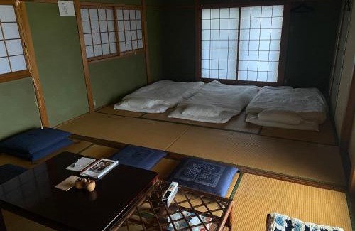 Katsuragi Casa | 柿畑の宿 guesthouse next to the persimmon orchard
