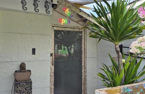 Koh Lan Casa | 格兰岛屿民宿Rock Resort Kohlarn
