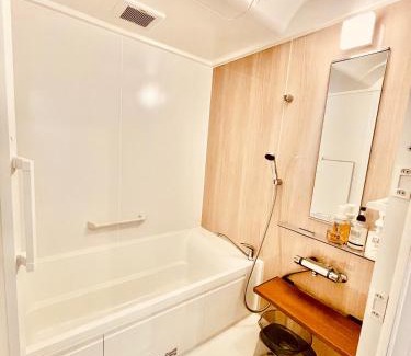 Ainan-cho Casa | 波止場の海まで徒歩30秒の貸切宿 "ギョグンミニ" "Gyogun Mini"