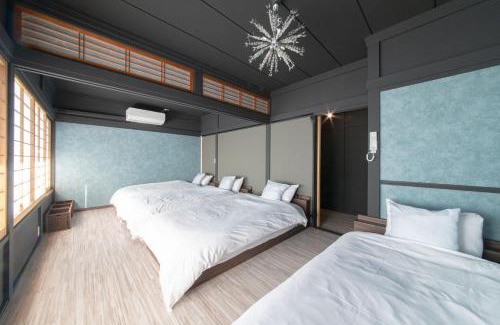Katsuura Apartamento | 瑠璃色の地球