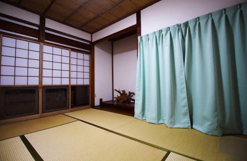 Fukui Casa | 福井駅裏ハウス325貸切民泊 一日一組限定 駅から徒歩7分家族連れ団体様歓迎 安い
