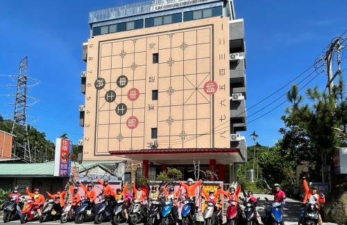 Zhongliao Casa | 長龍客棧