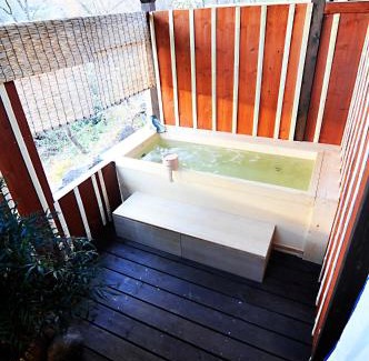 Nasu Casa | 隠れや古民家の宿 えんや 天然温泉露天風呂付きの貸別荘