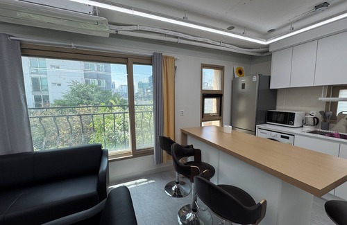 Seongsu Apartamento | 오Seongsu Station Jungnangcheon Cherry Blossom Road Han River airport bus