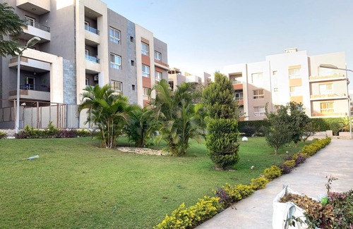 Sheikh Zayed City Apartamento | 00201014846728 Ground floor apartment with garden and free use swimming pool