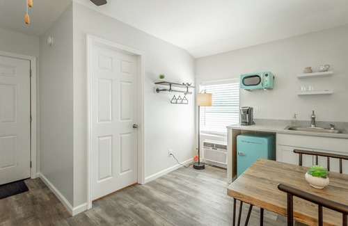 Chattanooga Cabina | 03: The Knoll Room - A PMI Scenic City Vacation Rental