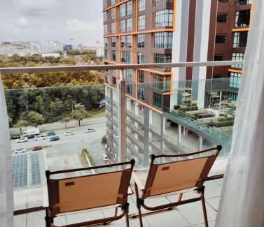 Taman Mount Austin Apartamento | 033 Palazio Apartment VINTAGE Style Studio Mount Austin Wifi & Netflix