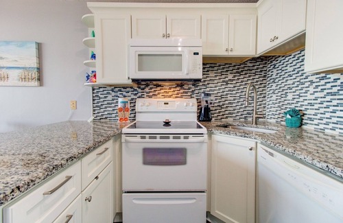Wilmington Beach Condominio | 0607 Just Beachy by Atlantic Towers