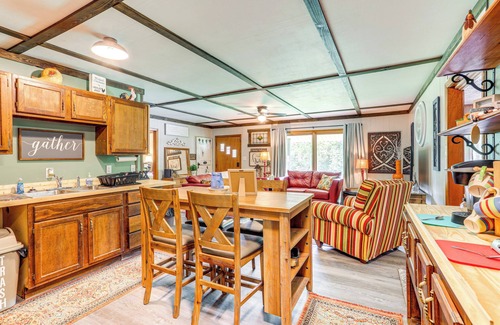 Hardy Casa | < 1/2 Mi to Lake: Secluded Gem in Cherokee Village