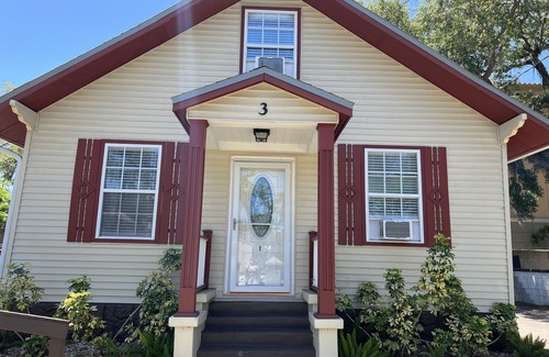 St. Augustine Apartamento | Off San Marco, 1-2 miles from St George and St Augustine Beach